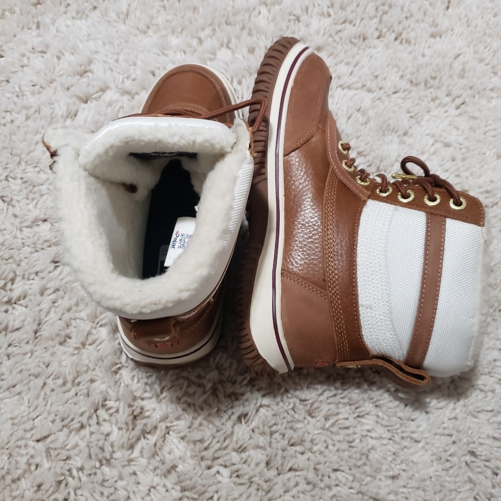 Canada's Women Georgia Snowslide Cream Waterproof Boot.